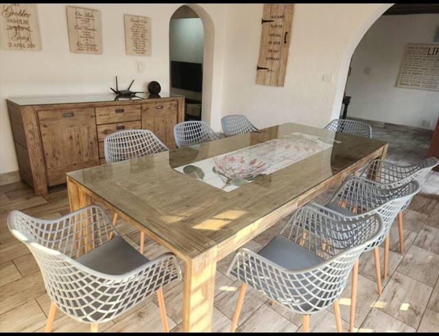 4 BEDROOM HOUSE FOR SALE IN VAN RIEBEECK PARK